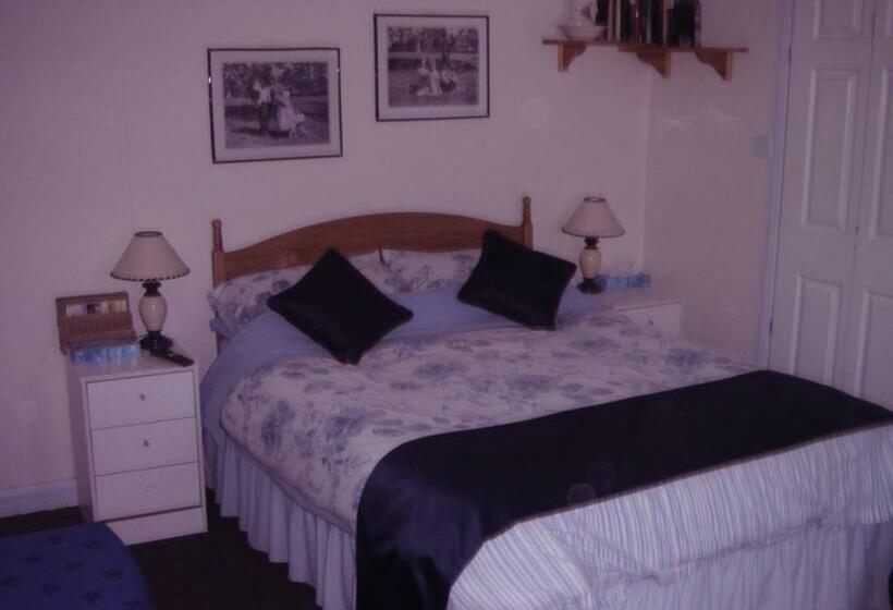 Bed and Breakfast Bluebell Cottage