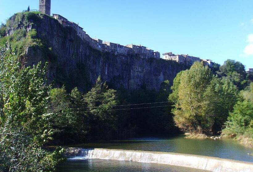 تختخواب و صبحانه Cala Clareta