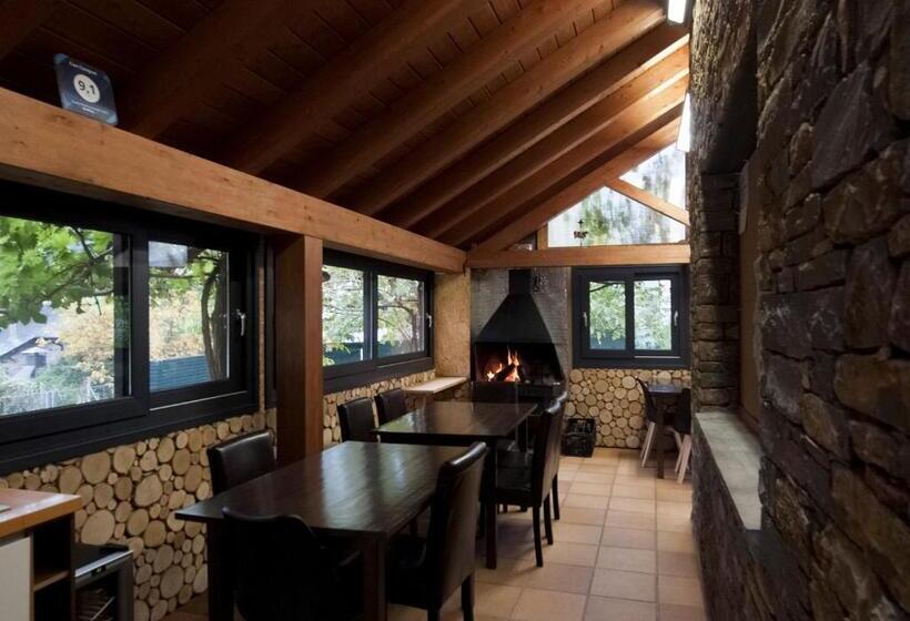 ベッドアンドブレックファースト Can Congost