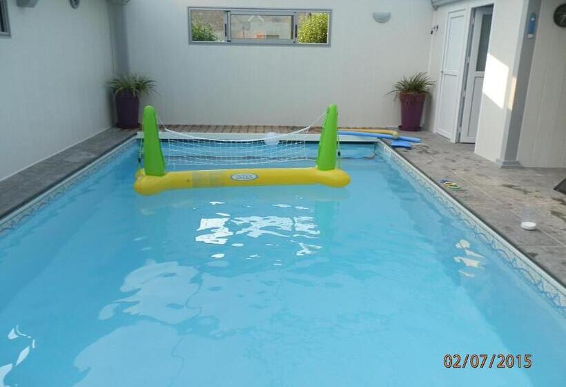 Bed and Breakfast Domaine De Meigne