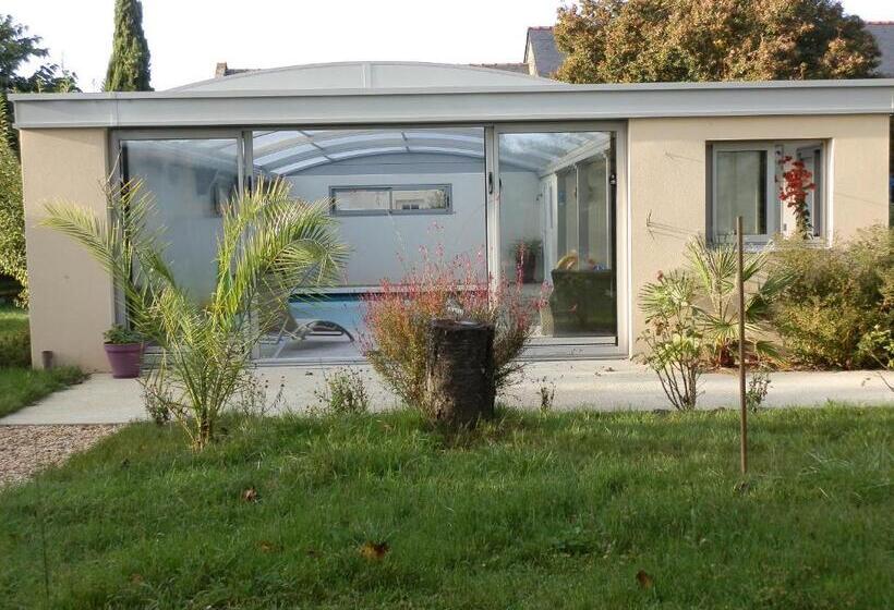 Bed and Breakfast Domaine De Meigne