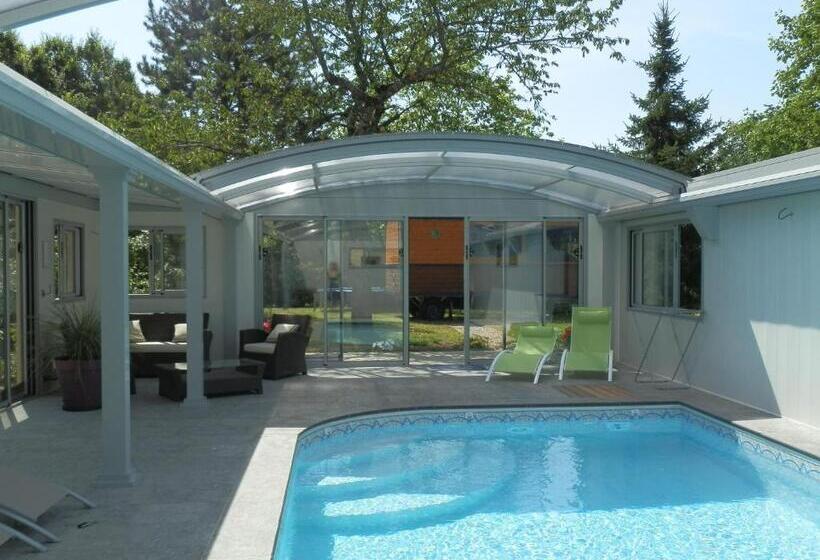 Bed and Breakfast Domaine De Meigne