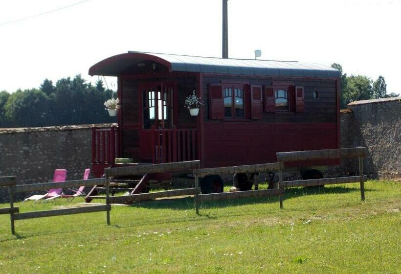 Bed and Breakfast Domaine Du Gué Du Roi