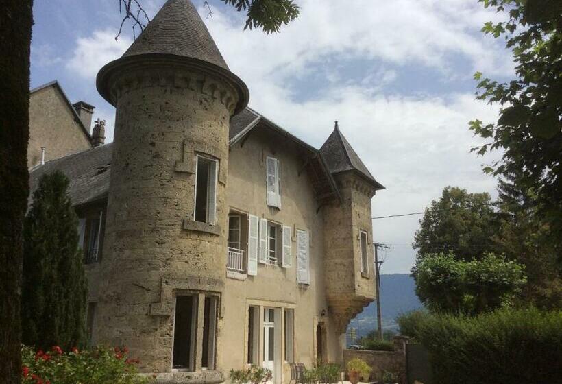 مبيت وإفطار Domaine Du Valromey