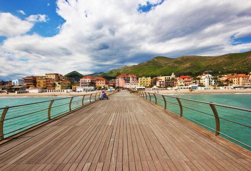 مبيت وإفطار Due Passi Dal Mare