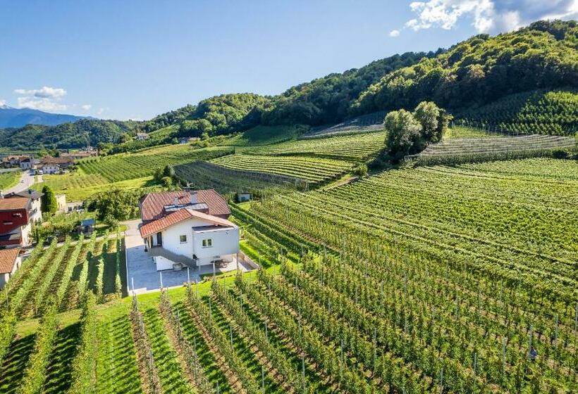 ベッドアンドブレックファースト Haus Stolz