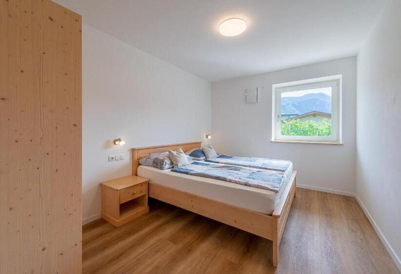 ベッドアンドブレックファースト Haus Stolz