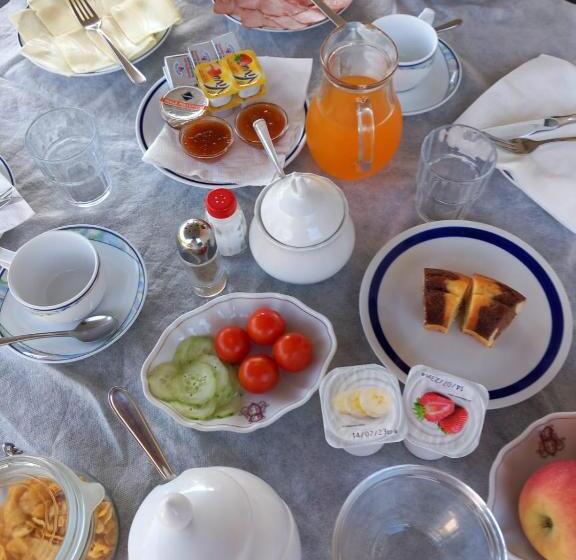 ベッドアンドブレックファースト Haus Stolz