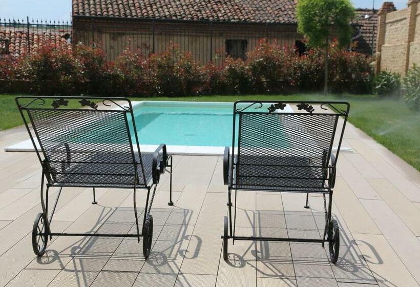 مبيت وإفطار I Grappoli Divini