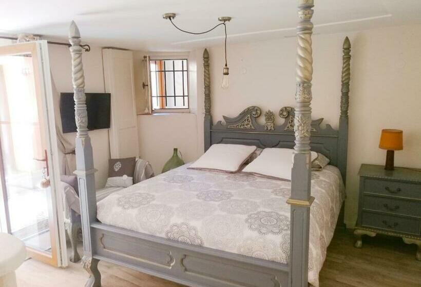 ベッドアンドブレックファースト La Bombonière & Spa