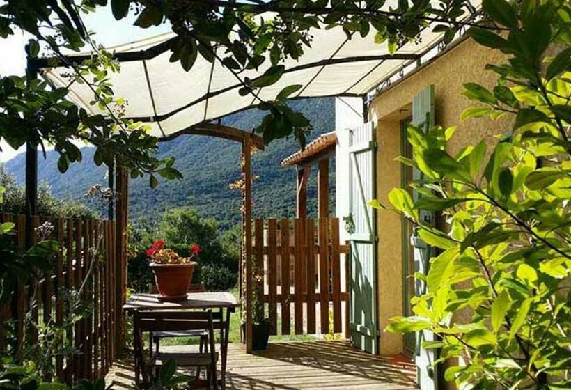 ベッドアンドブレックファースト La Claouzo