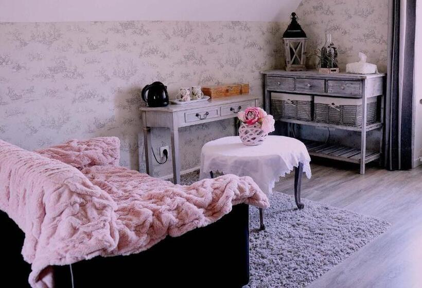 Bed and Breakfast Les Champs De Tracy