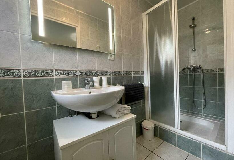 Bed and Breakfast Maison Zubiatia   3km Compostelle
