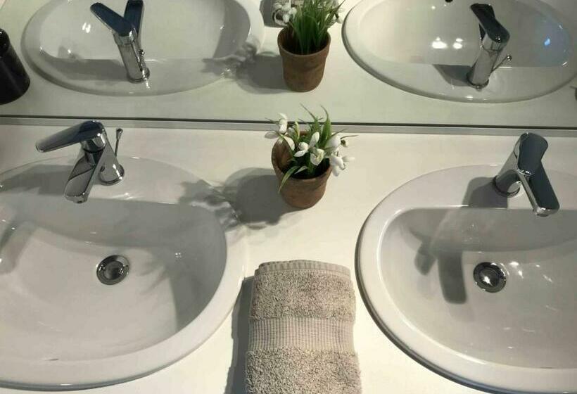 민박 Manoir De Rieuzal