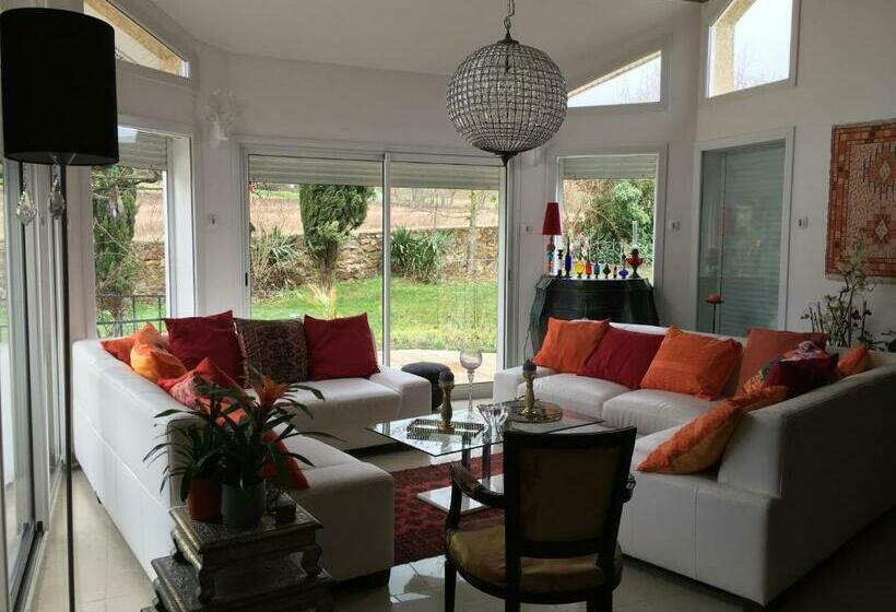 مبيت وإفطار Mille Et Une Bulles 51