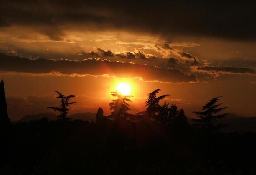 مبيت وإفطار Relais Des Roches