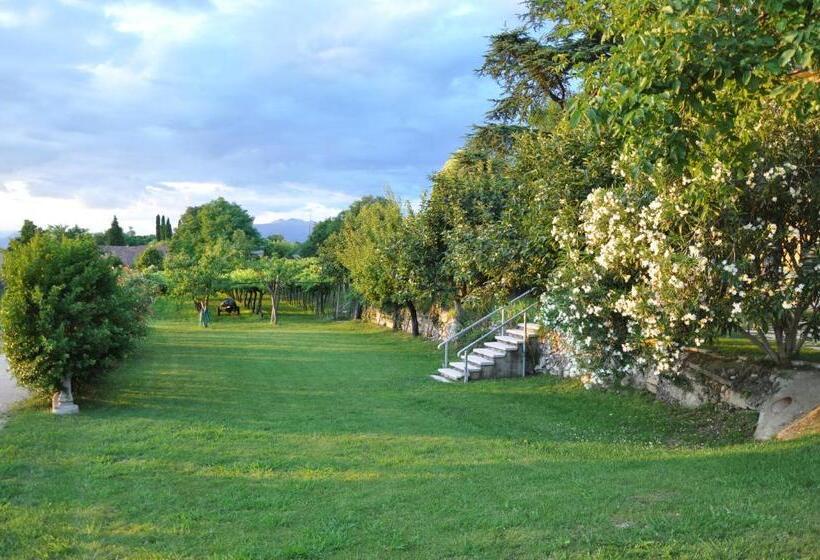 مبيت وإفطار Relais Des Roches