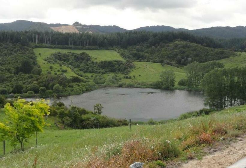 مبيت وإفطار Secret Lake Farmstay