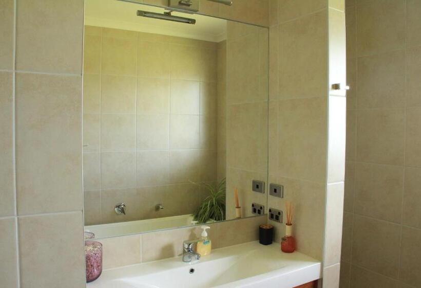 مبيت وإفطار Secret Lake Farmstay