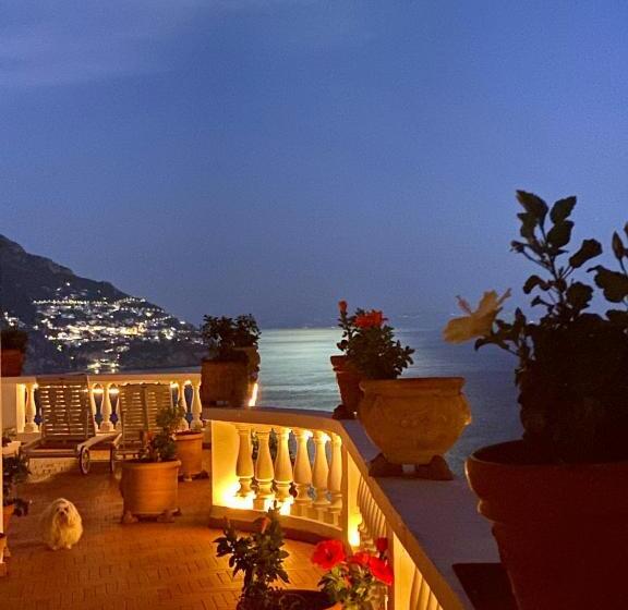 تختخواب و صبحانه Villa Briganti Seaview Terrace