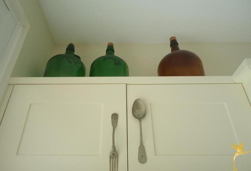 فندق A Casa Estrelícia Dourada Garcês