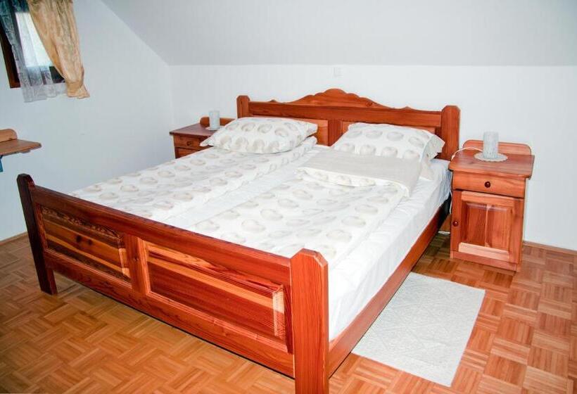 هتل Farm Stay Bukovje