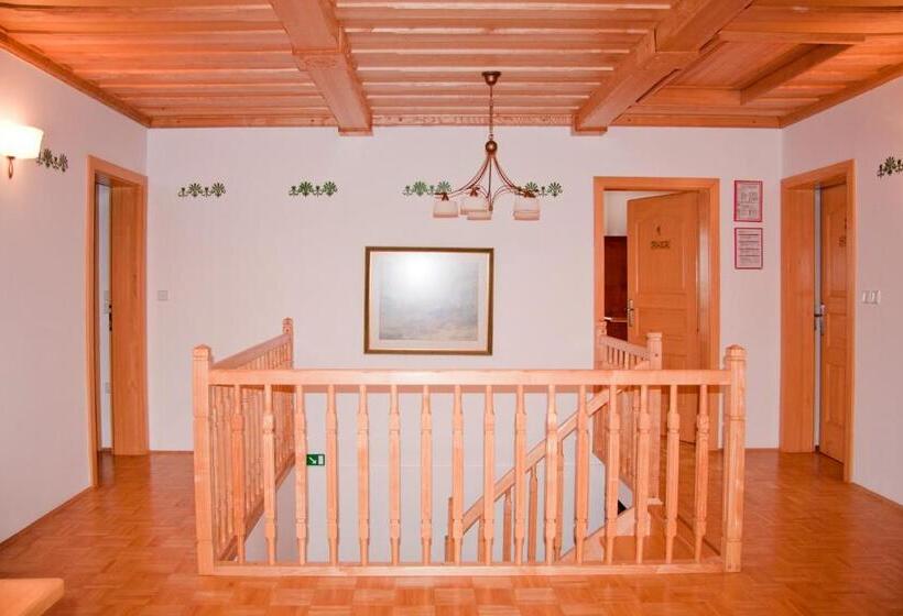 هتل Farm Stay Bukovje