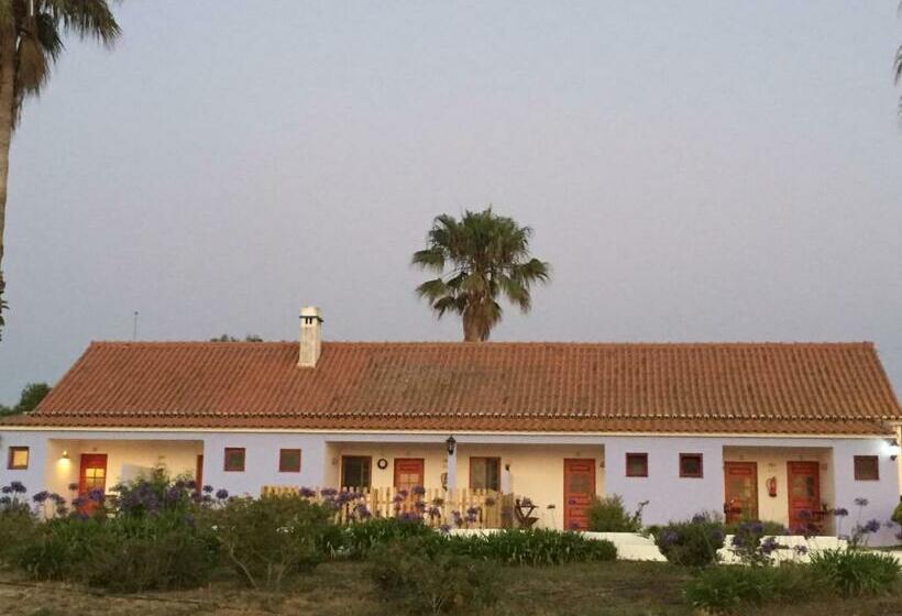 בית מלון כפרי Herdade Do Pessegueiro