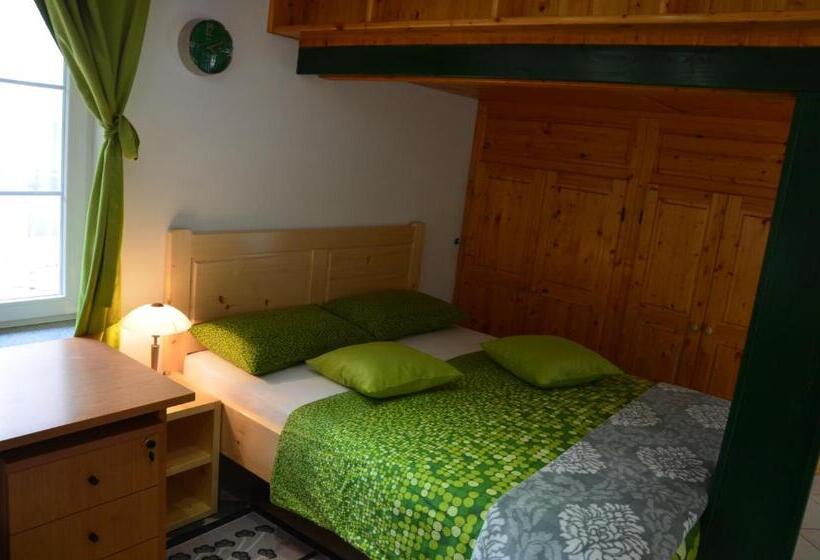 پانسیون Apartments Reida