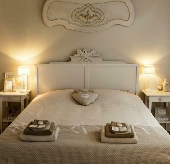 膳宿费 Aux Petits Bonheurs