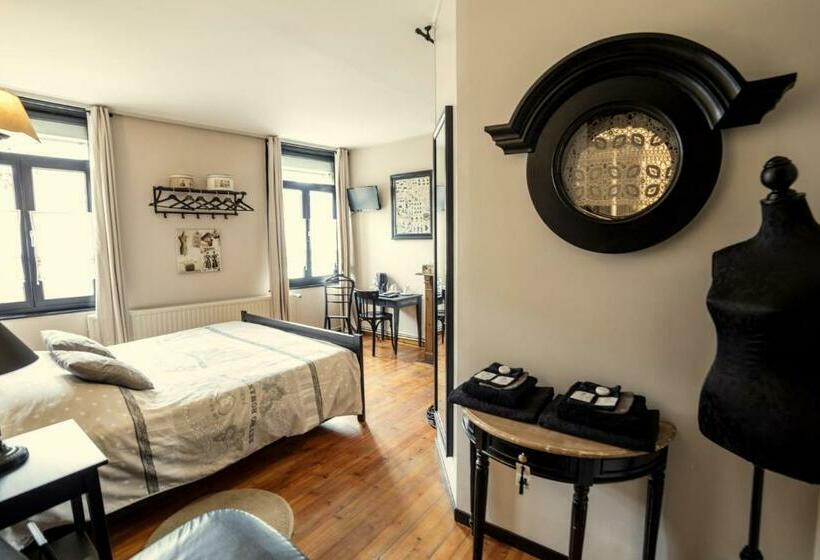 膳宿费 Aux Petits Bonheurs