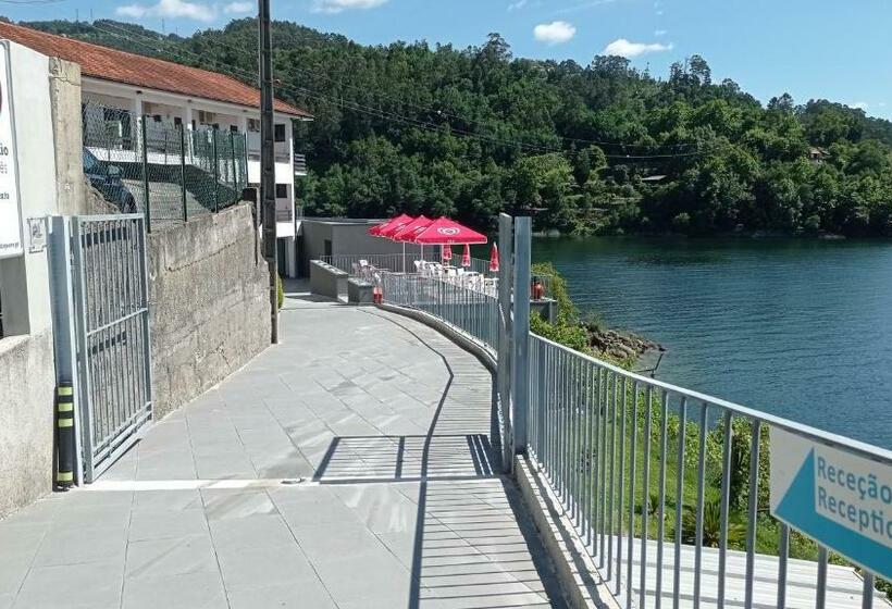 פנסיון Beira Rio Do Gerês
