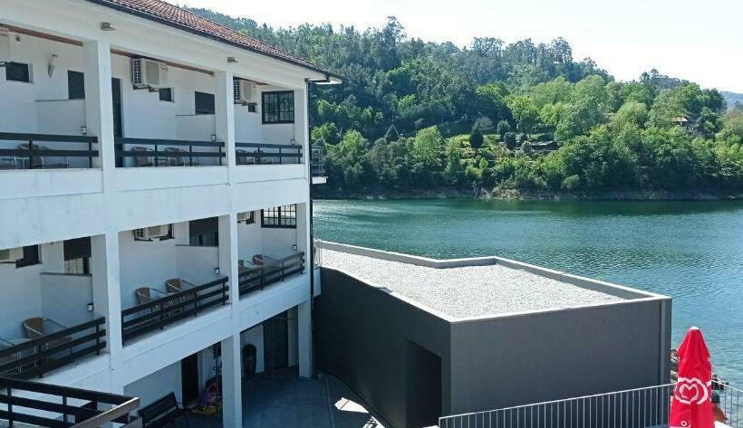 פנסיון Beira Rio Do Gerês