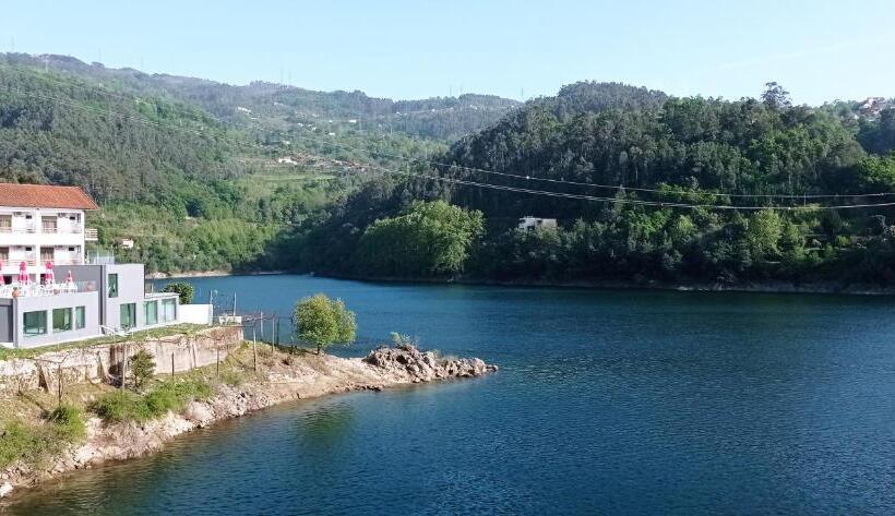 פנסיון Beira Rio Do Gerês
