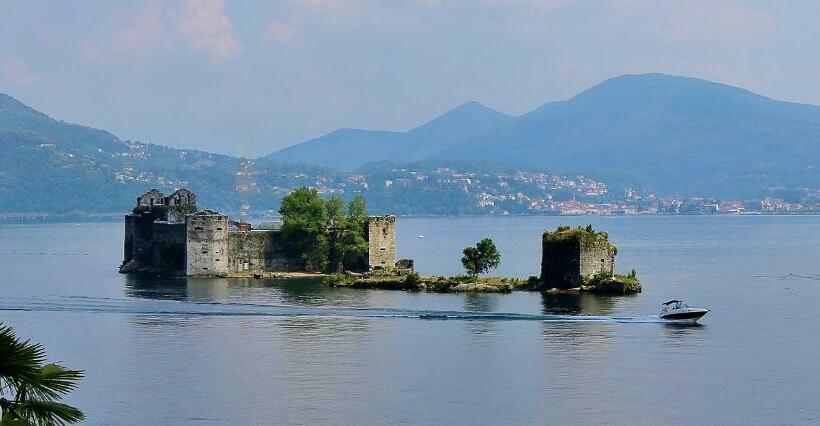 פנסיון Camera Molly