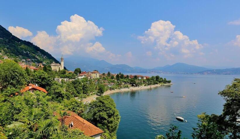 פנסיון Camera Molly