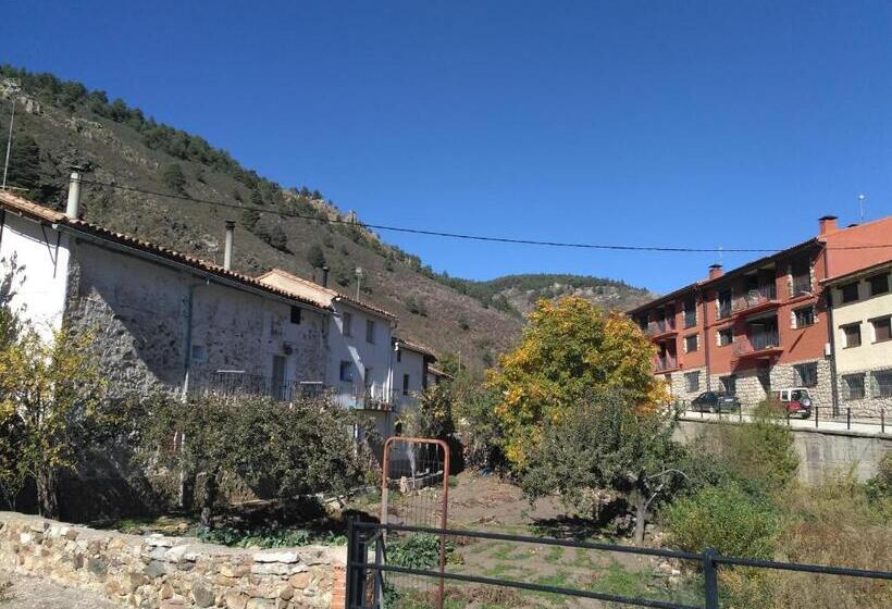 بنسيون Casa Puerto