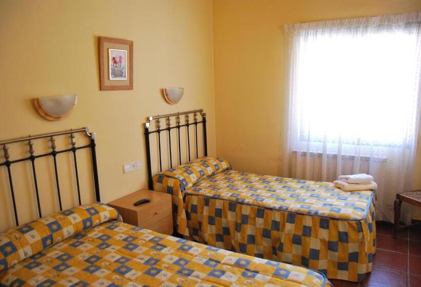 بنسيون Casa Puerto