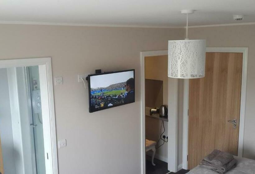 بنسيون Castaway Guesthouse