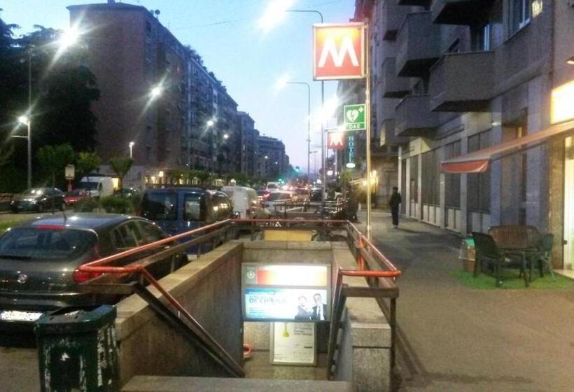 膳宿费 Duomo 15 Minuti