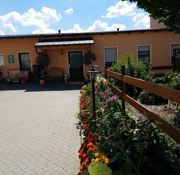 ペンション Gästehaus Schirner