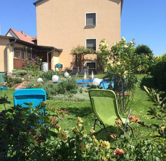 ペンション Gästehaus Schirner