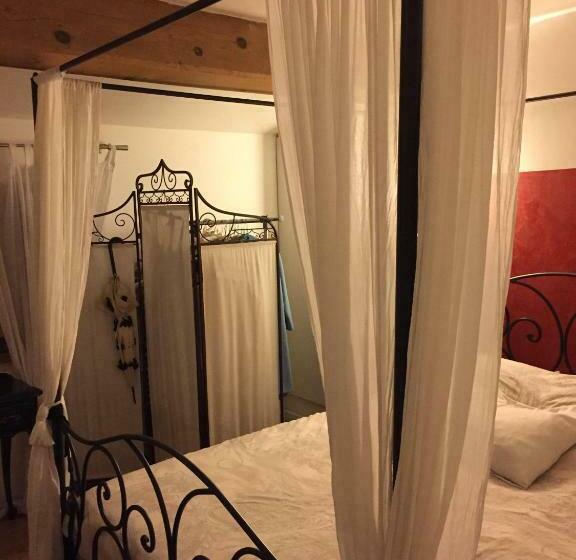 펜션 Guesthouse 13 Rue Jeanne D Arc