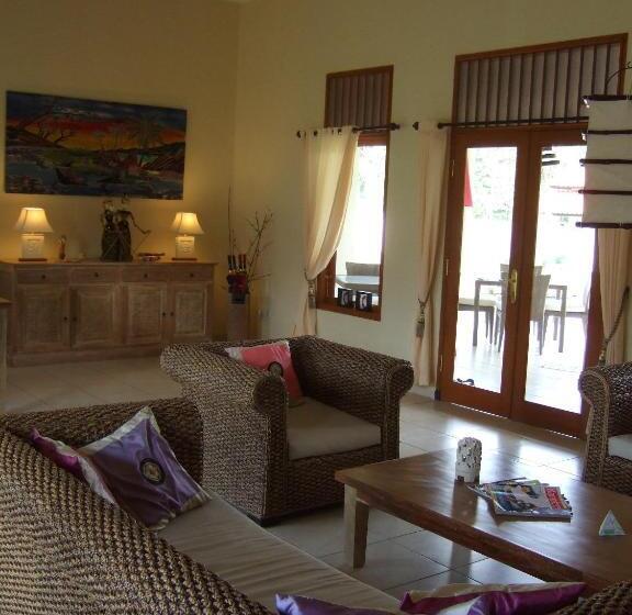 膳宿费 Guesthouse Rumah Senang