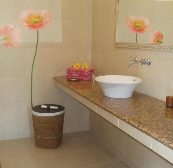 膳宿费 Guesthouse Rumah Senang