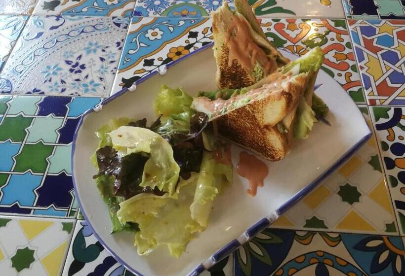 بنسيون La Boqueria