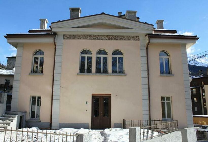 ペンション Marzia Rooms