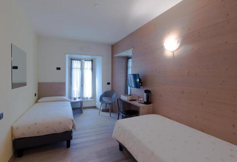 ペンション Marzia Rooms