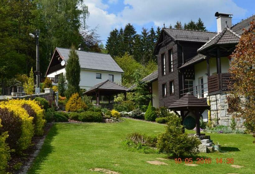 פנסיון Privat Pod Skalkou