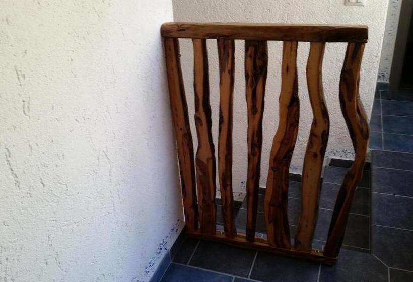 פנסיון S Apposentu Teuladesu Affittacamere Del Ristorante Da Stefano